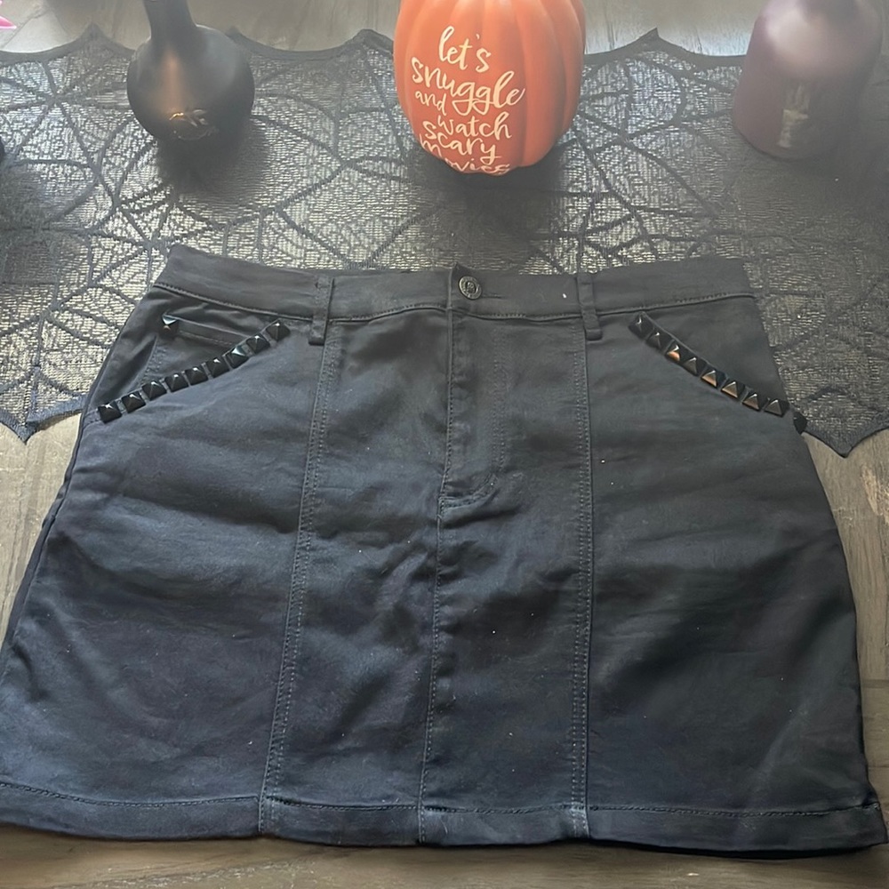 Sourpuss mini skirt